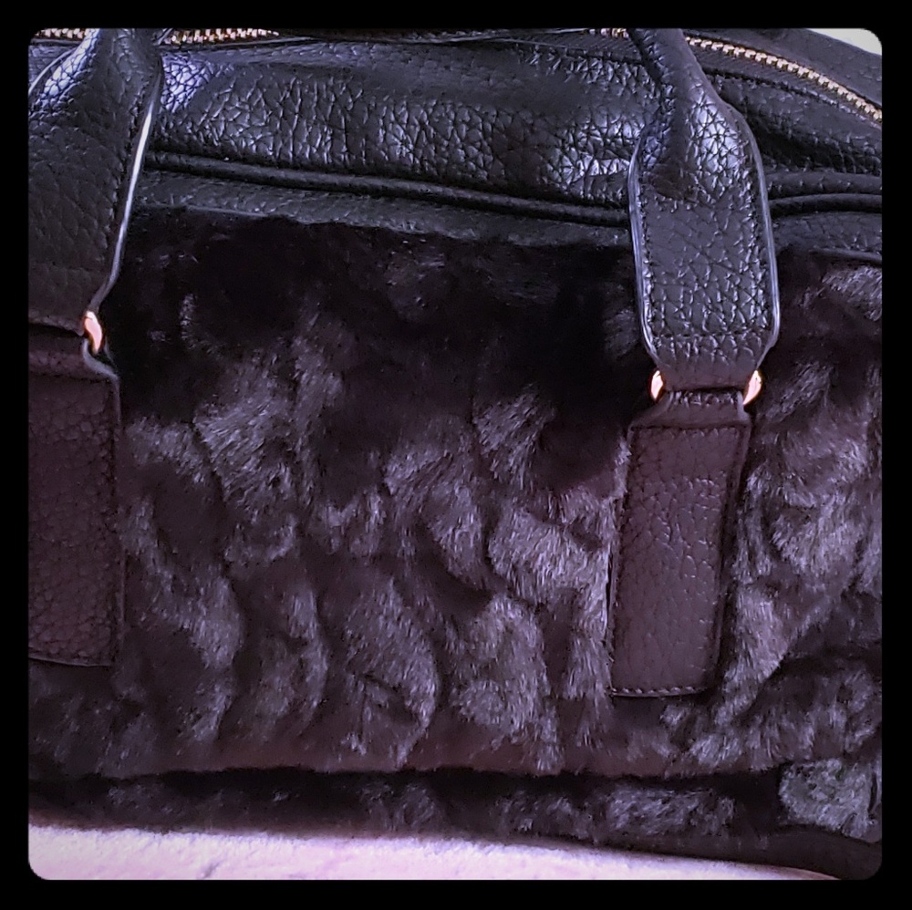 Kensie Fur front satchel Large
